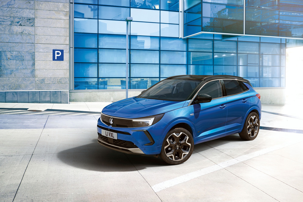 New Vauxhall Grandland arrives with bold design, digital cockpit and high levels of technology